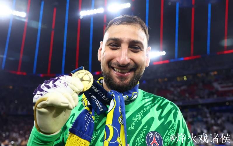 21岁法甲中场新星崭露头角,欧洲六大豪门争相追逐,1100万欧元报价被拒 21岁法甲中场新星崭露头角,欧洲六大豪门争相追逐,1100万欧元报价被拒